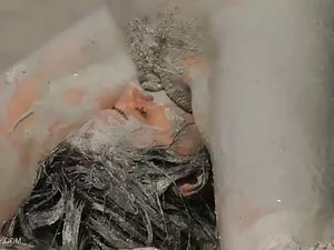 بدوره اللعنة وقحة اف ...